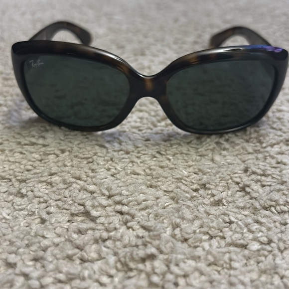 Authentic Ray-Ban JACKIE OHH RB4101
Women's Sunglasses - Light Havana - Picture 9 of 9